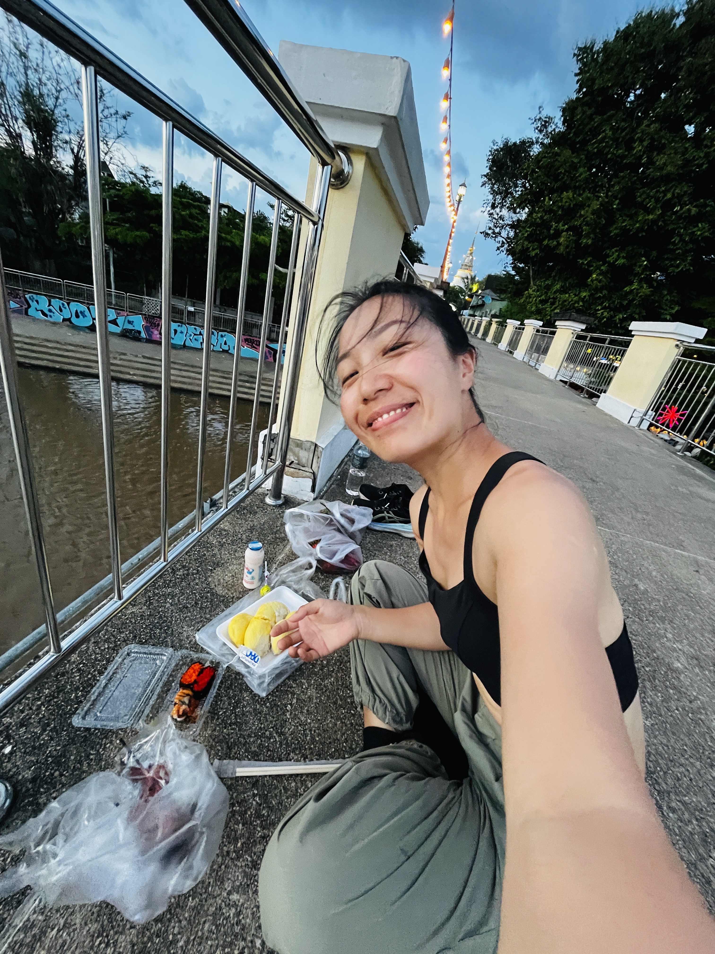Picnic on the bridge