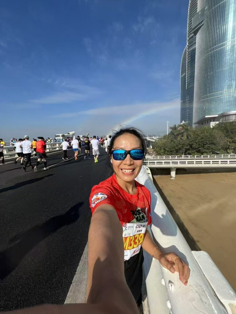 Falls Running her Xiamen Marathon