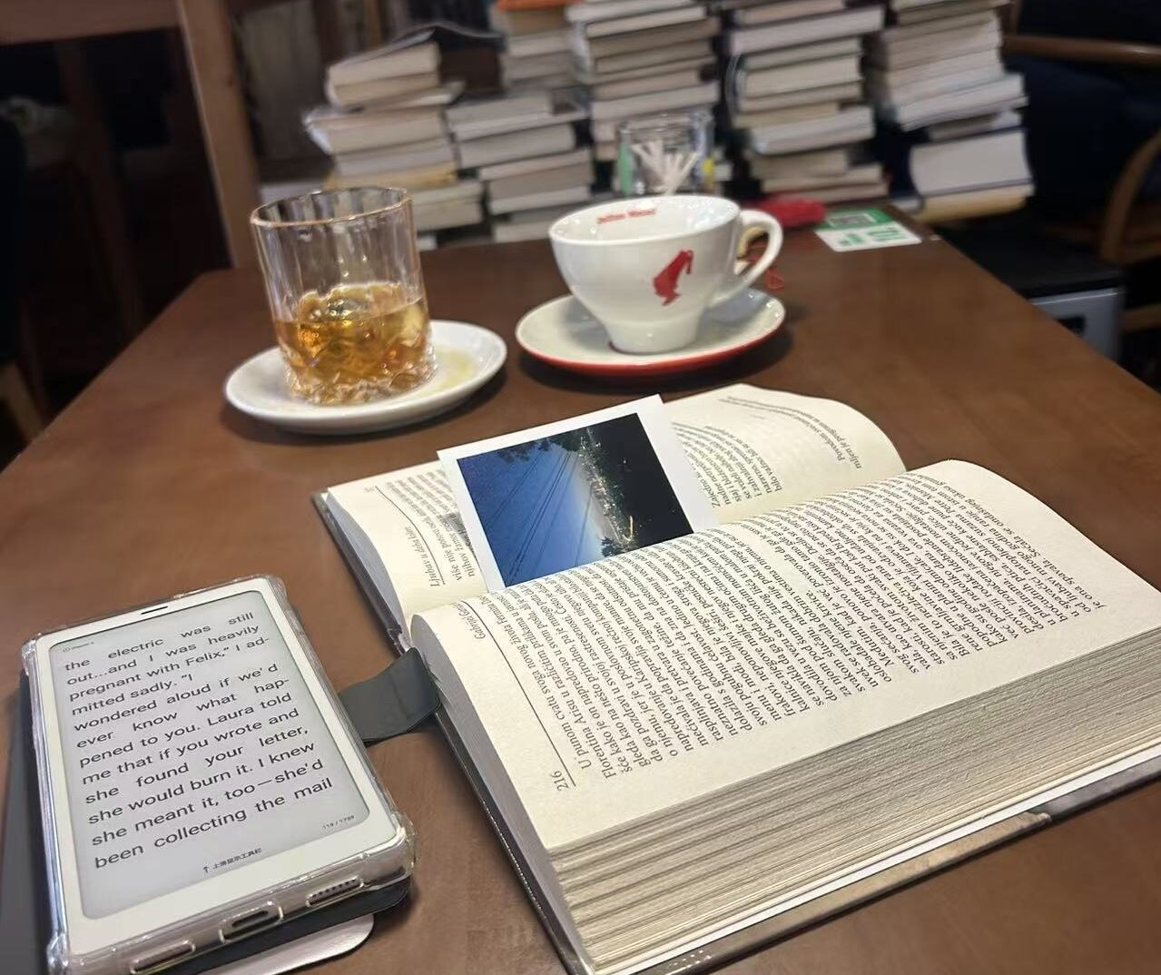 Drinks and books on the table